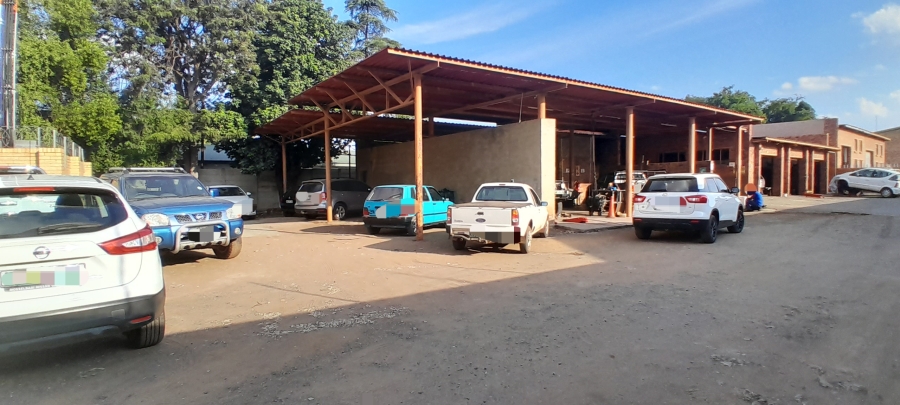 Commercial Property for Sale in Oos Einde North West